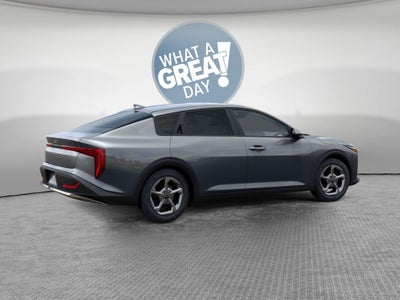 2026 Kia K4 LXS