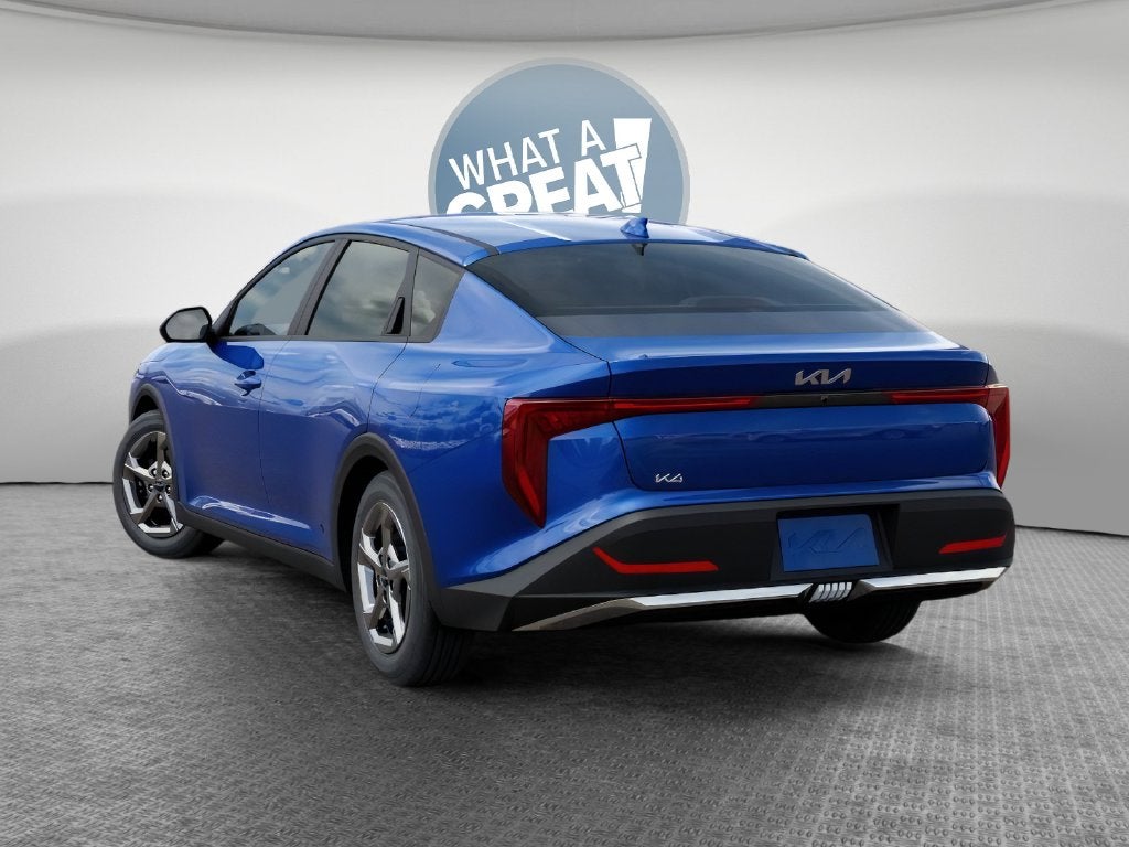 2026 Kia K4 LXS