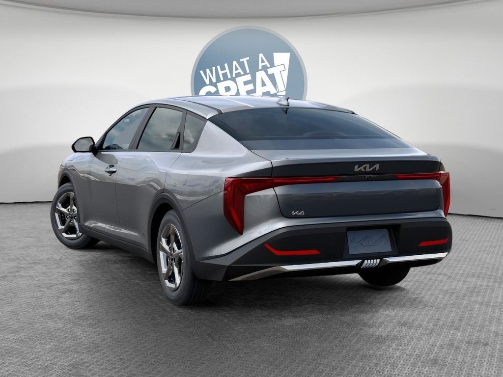 2026 Kia K4 LXS