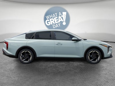 2026 Kia K4 EX