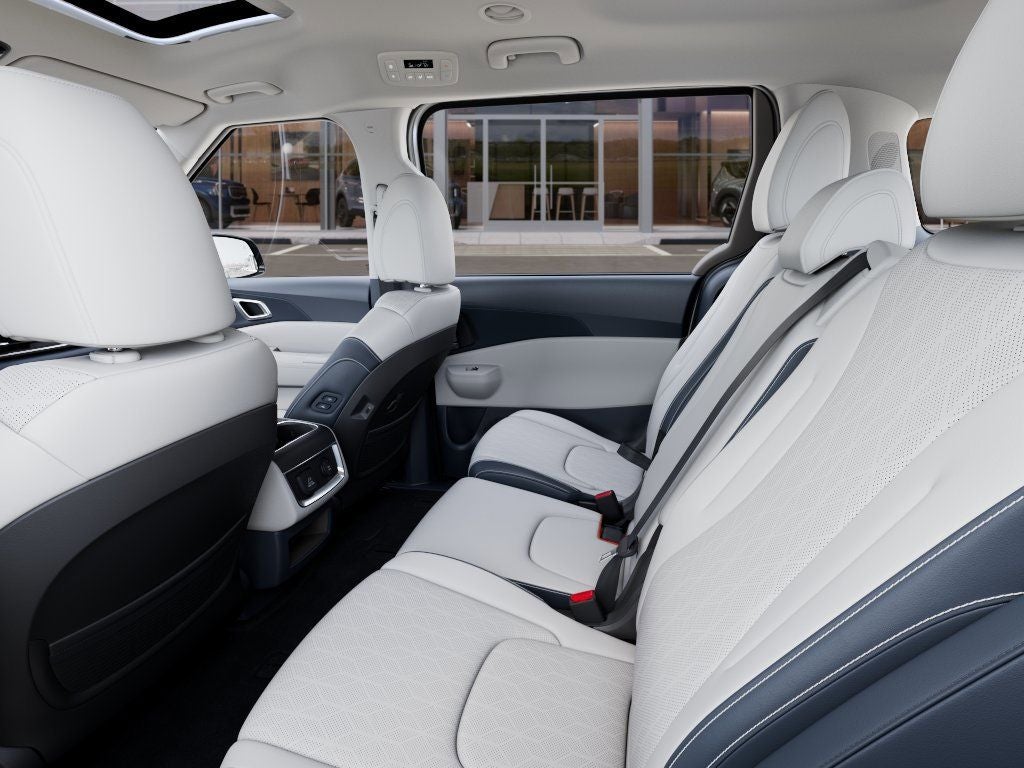 2026 Kia Carnival Base