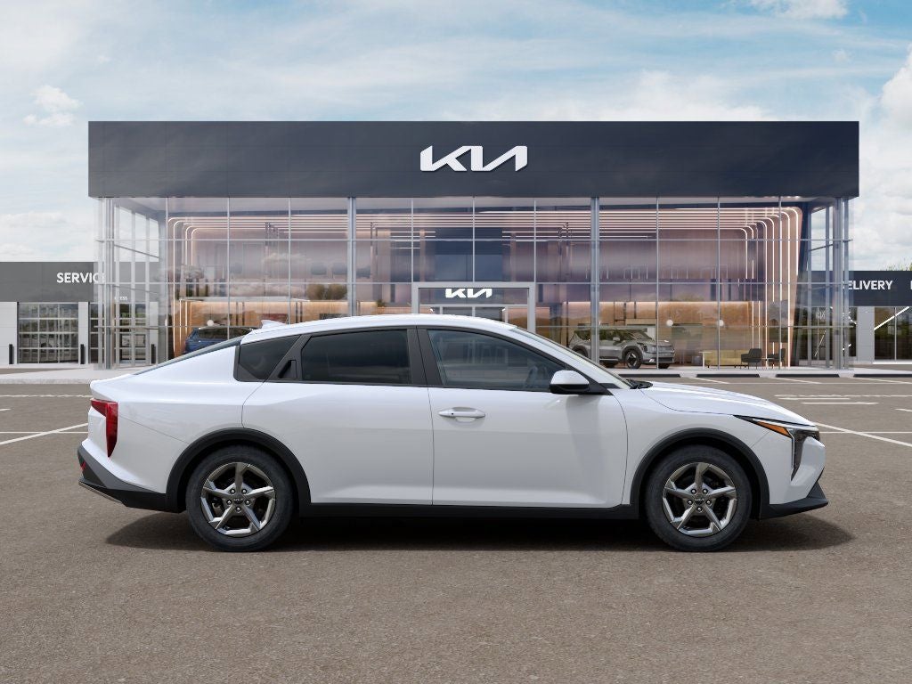 2026 Kia K4 Base