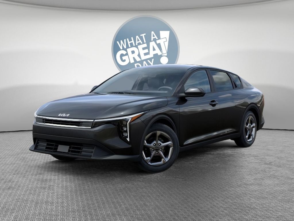 2026 Kia K4 Base