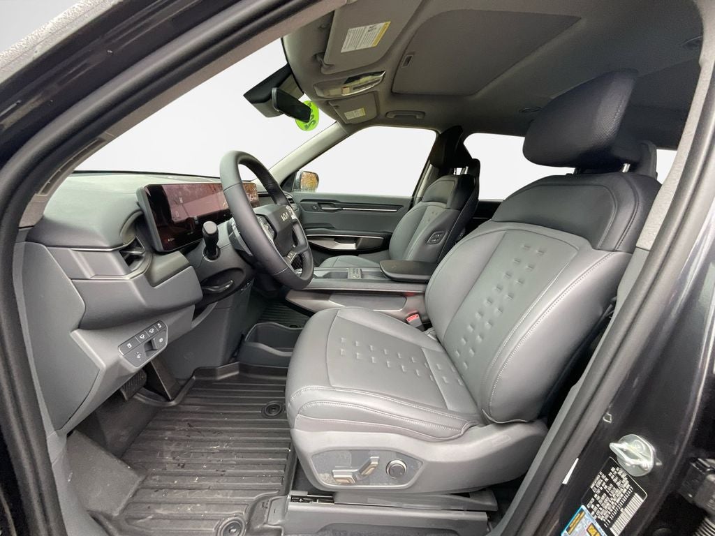 2025 Kia EV9 Wind