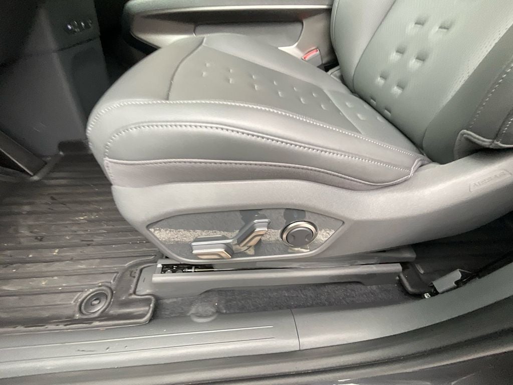 2025 Kia EV9 Wind