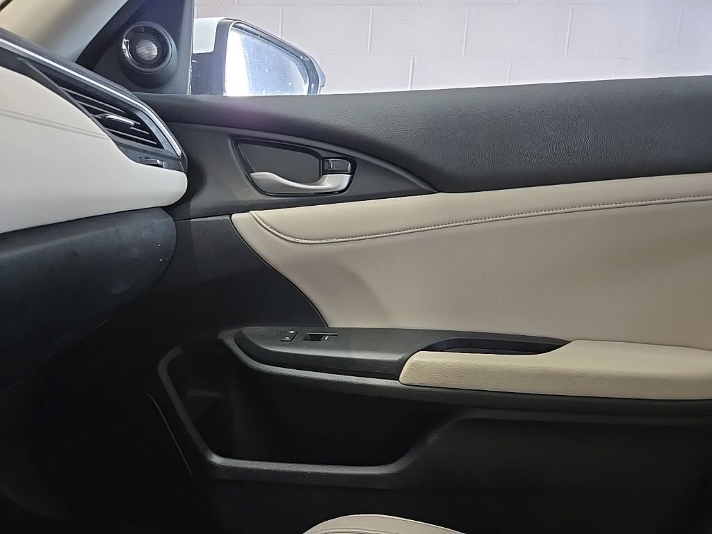 2019 Honda Insight Touring
