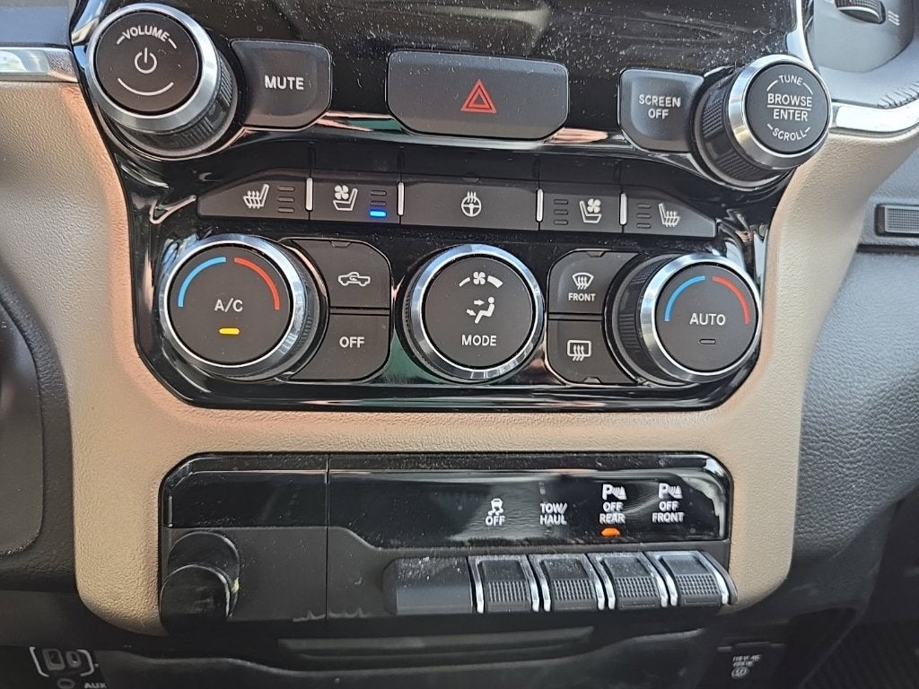 2019 RAM 1500 Laramie 4WD