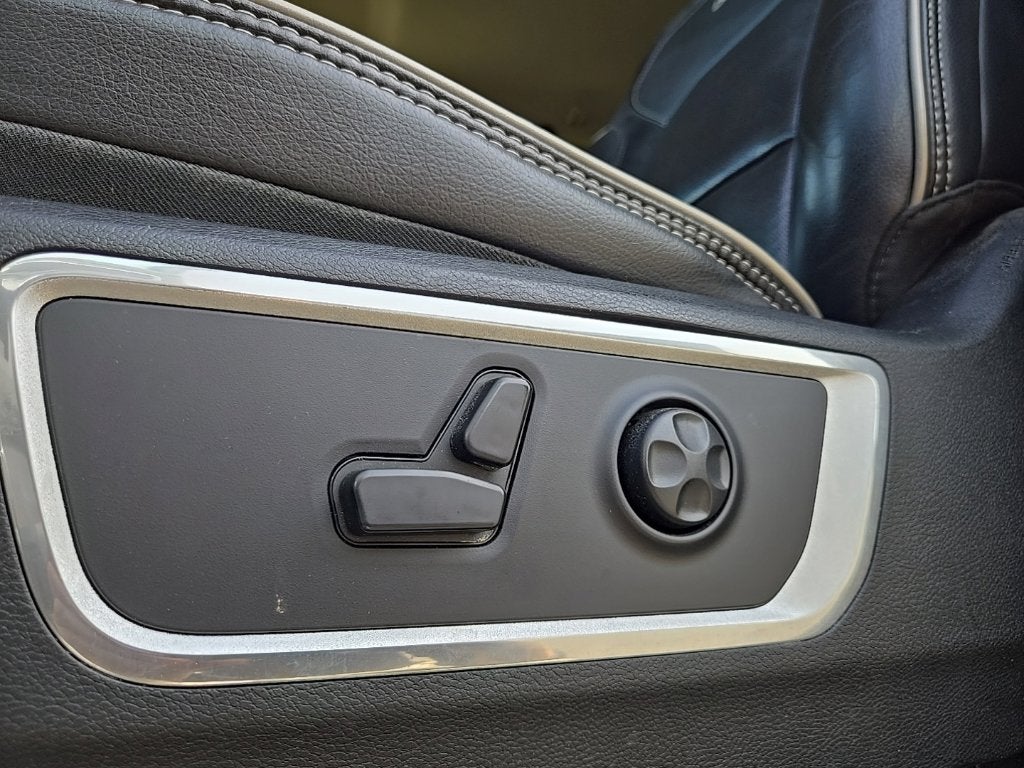 2019 RAM 1500 Laramie 4WD