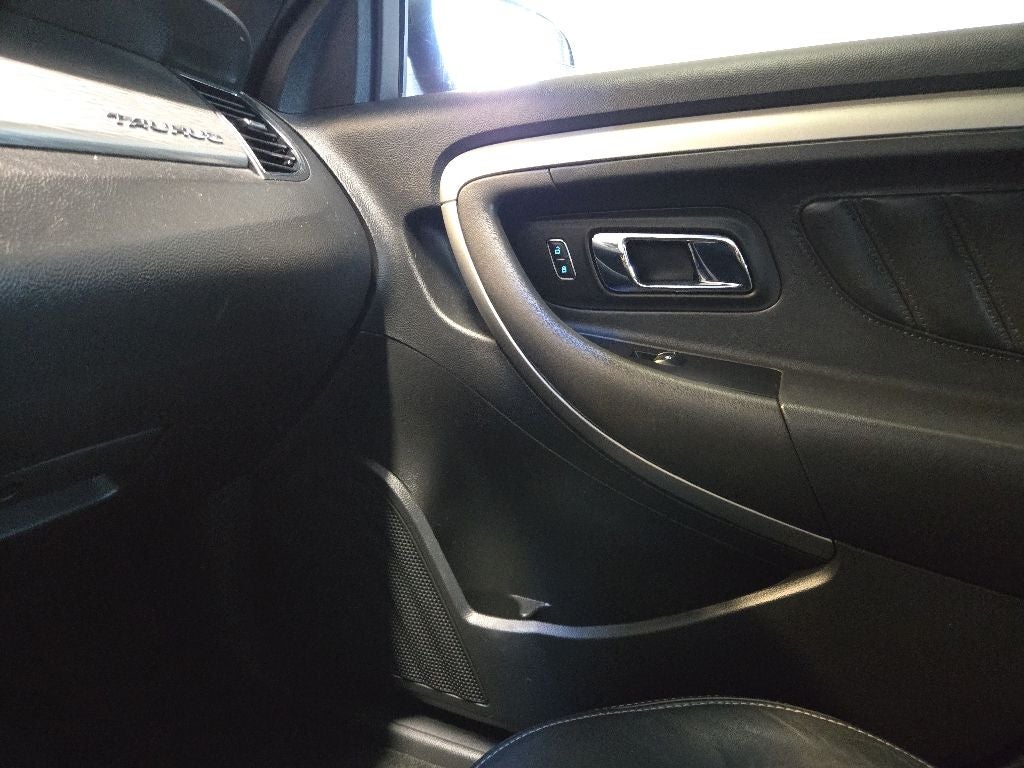 2016 Ford Taurus SEL AWD