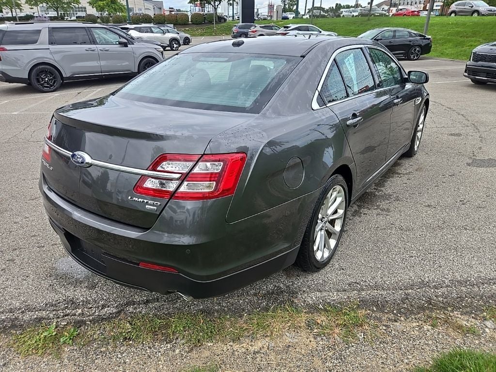 2018 Ford Taurus Limited
