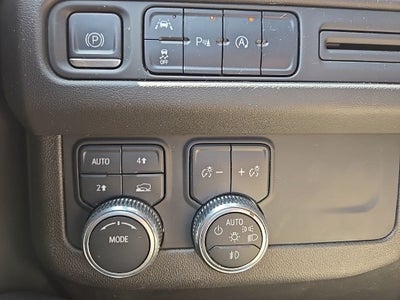 2023 GMC Yukon XL SLT 4WD