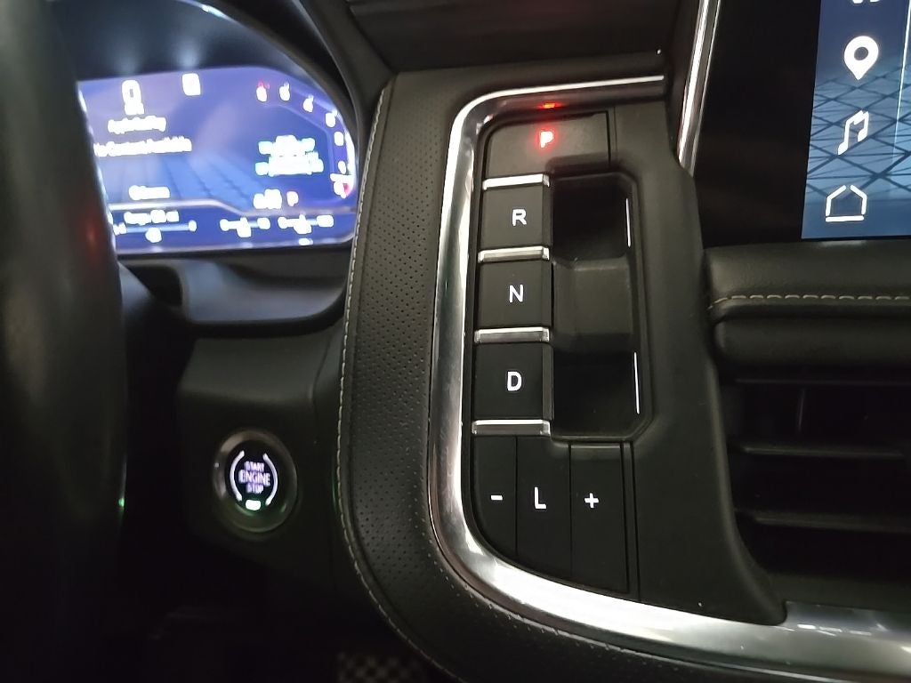 2023 GMC Yukon XL SLT 4WD