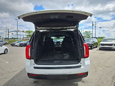 2023 GMC Yukon XL SLT 4WD