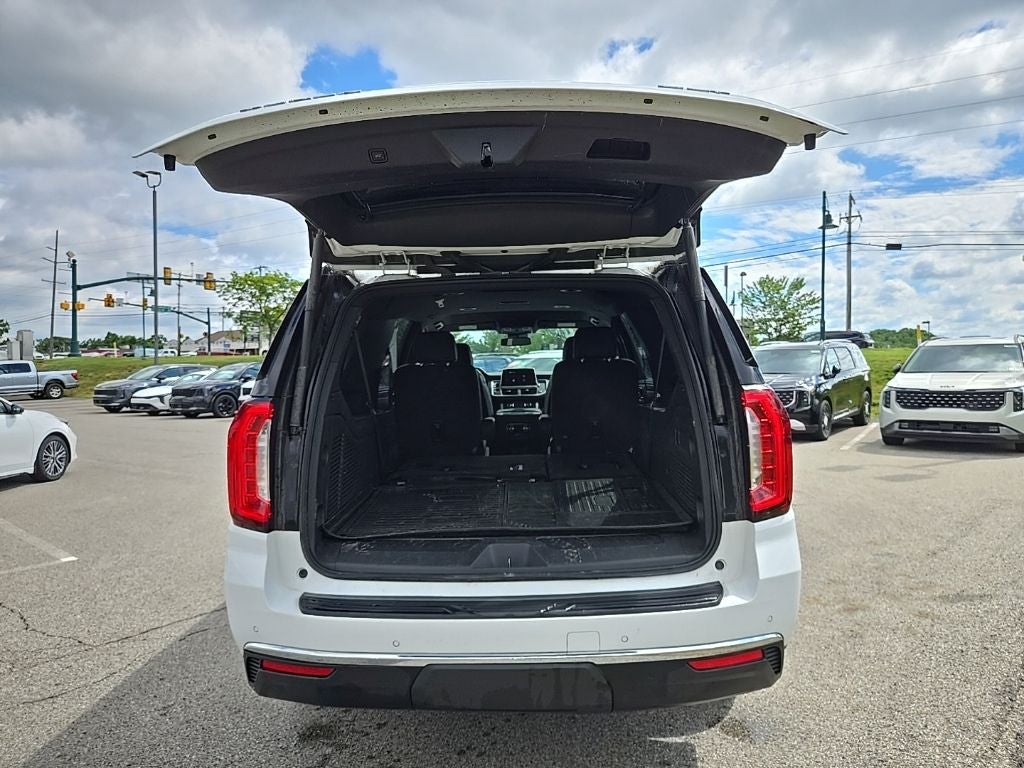 2023 GMC Yukon XL SLT 4WD