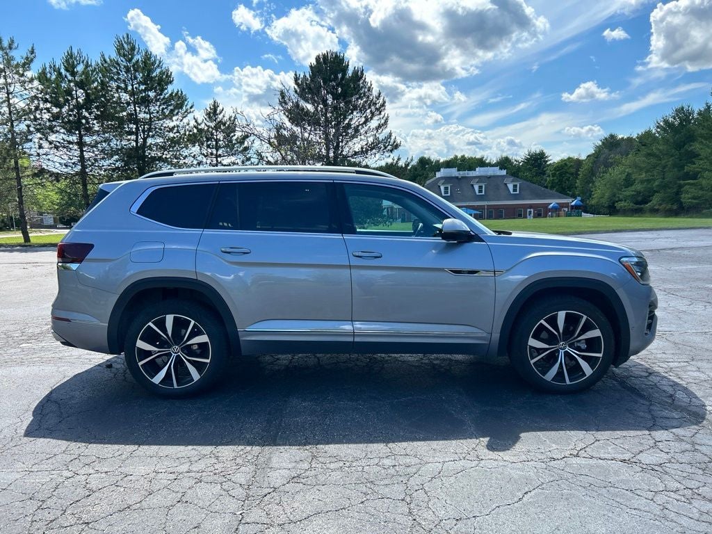 2024 Volkswagen Atlas 2.0T SEL Premium R-Line
