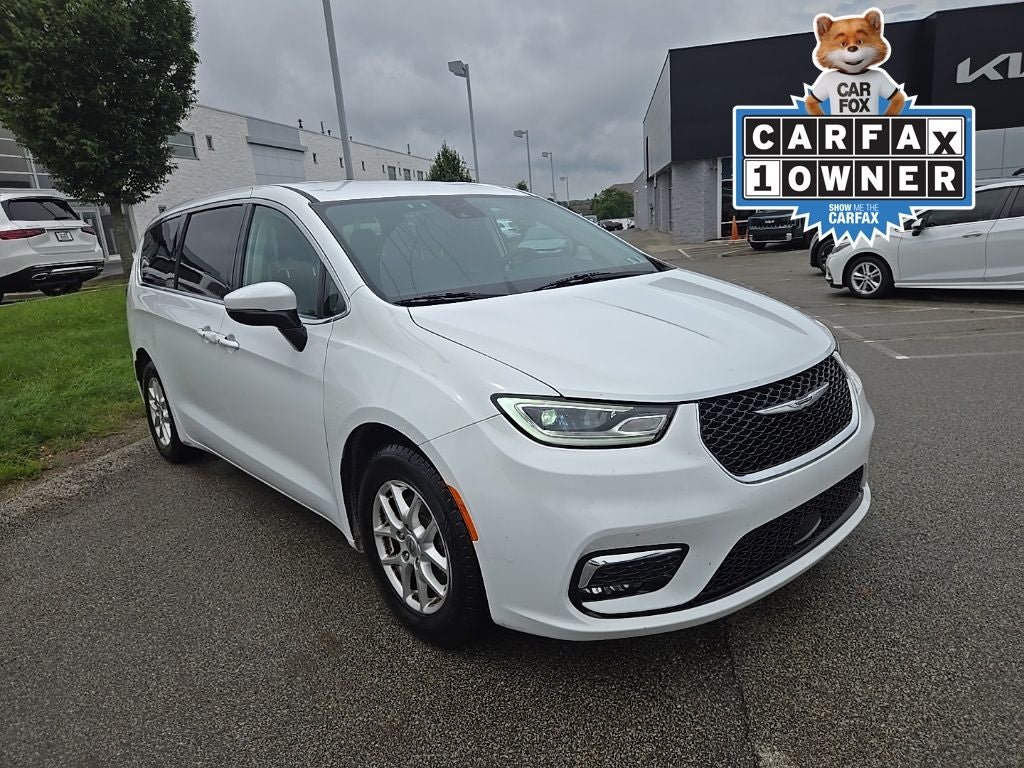 2023 Chrysler Pacifica Touring L