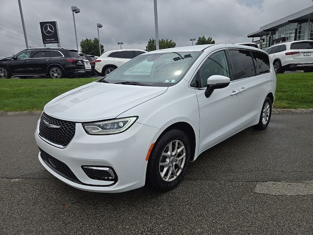 2023 Chrysler Pacifica Touring L