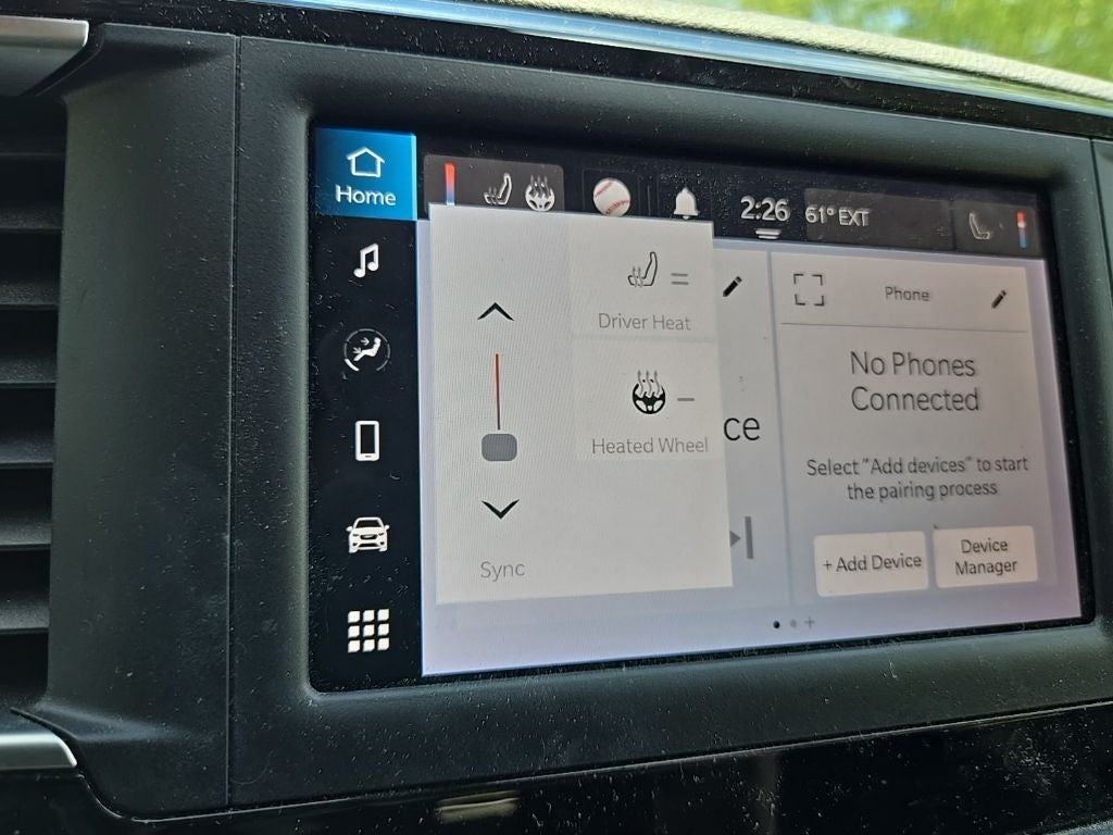 2022 Chrysler Voyager LX