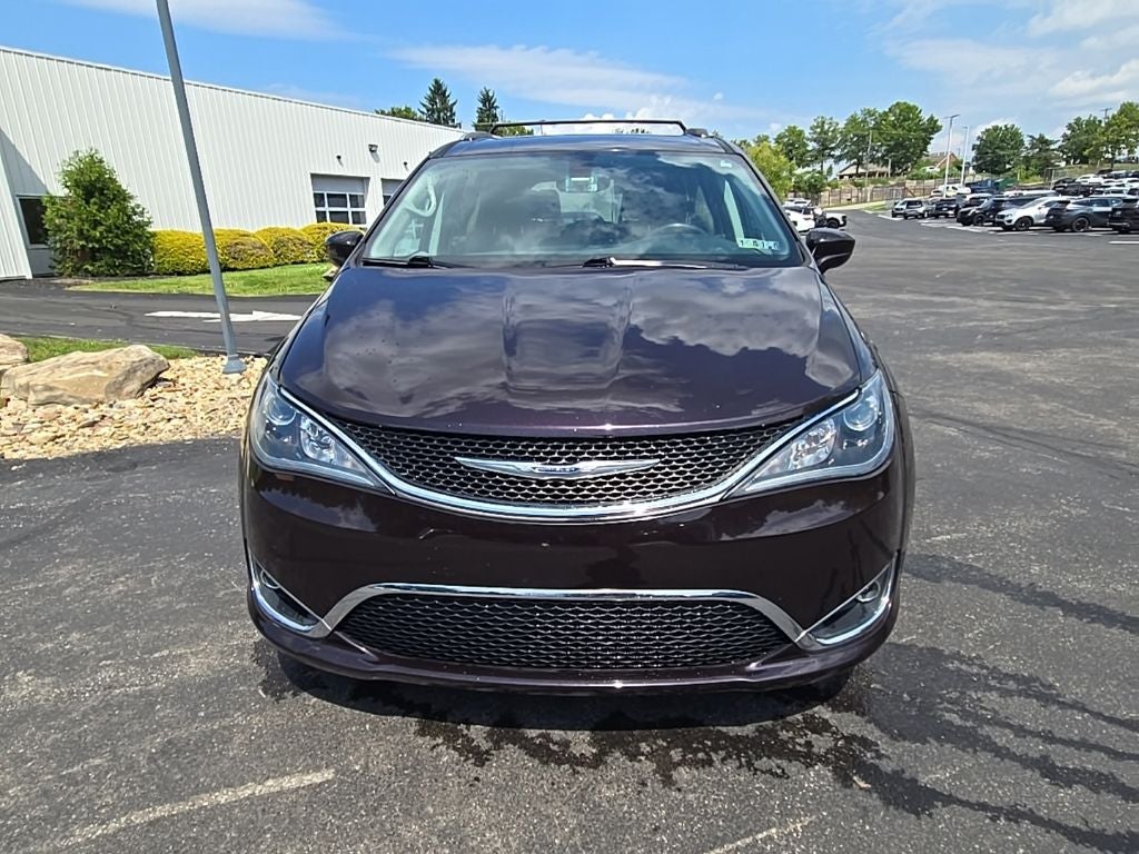 2017 Chrysler Pacifica Touring L Plus