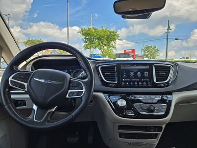 2020 Chrysler Pacifica Touring L Plus