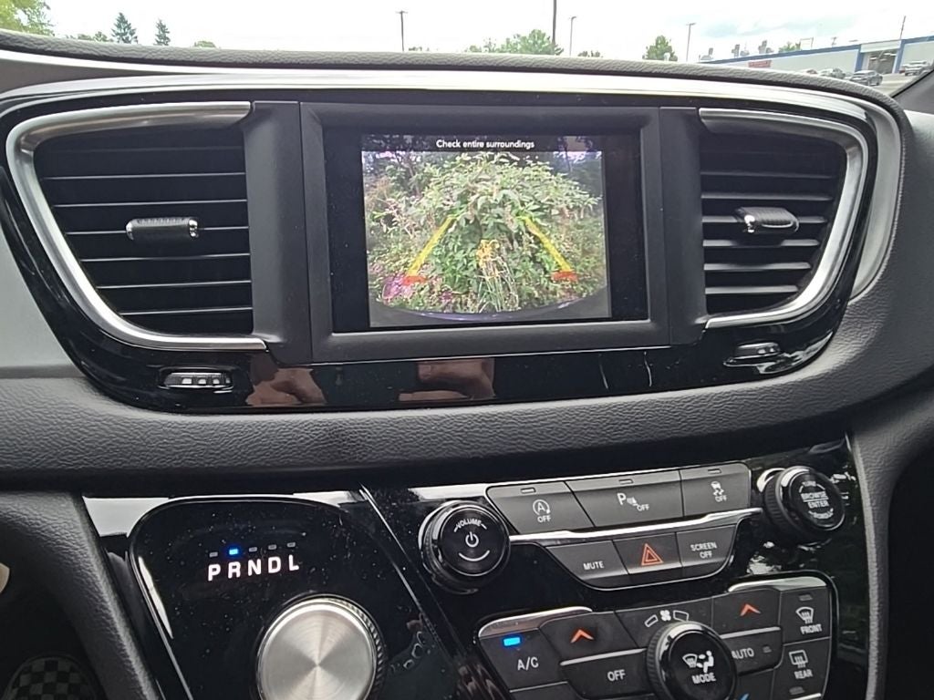 2019 Chrysler Pacifica Touring Plus