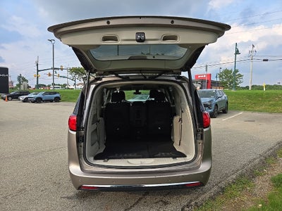 2018 Chrysler Pacifica Touring Plus