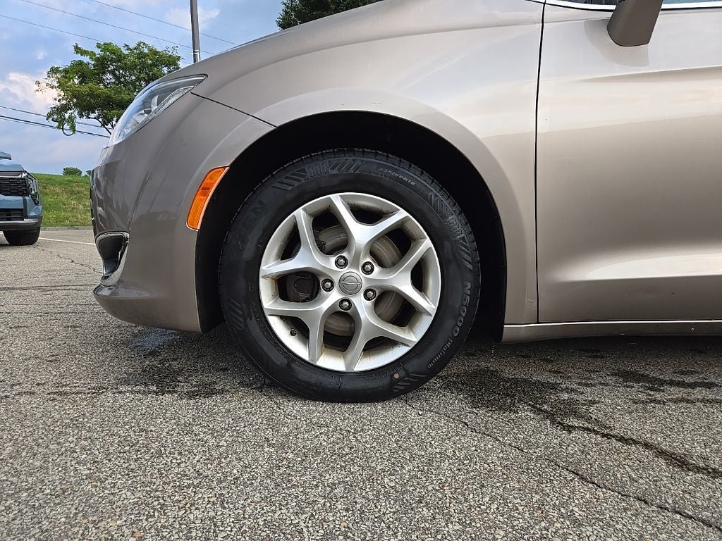 2018 Chrysler Pacifica Touring Plus