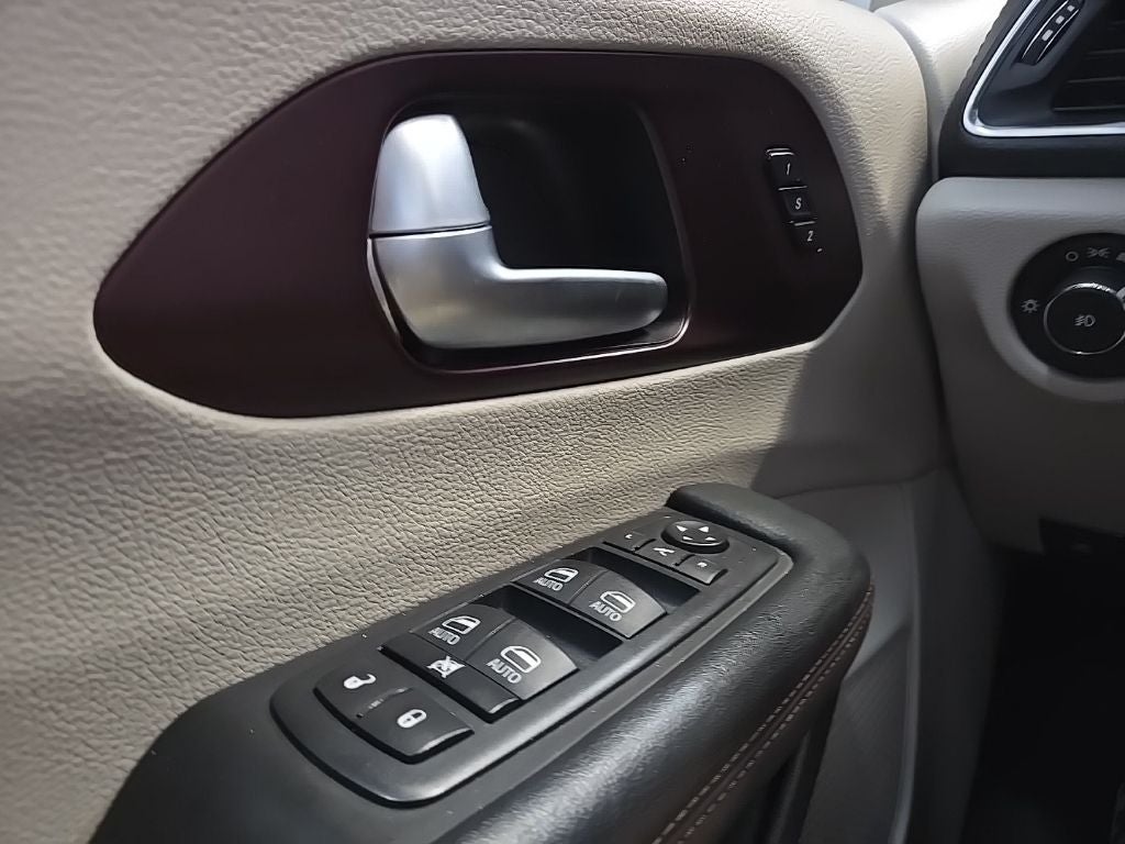 2020 Chrysler Pacifica Limited