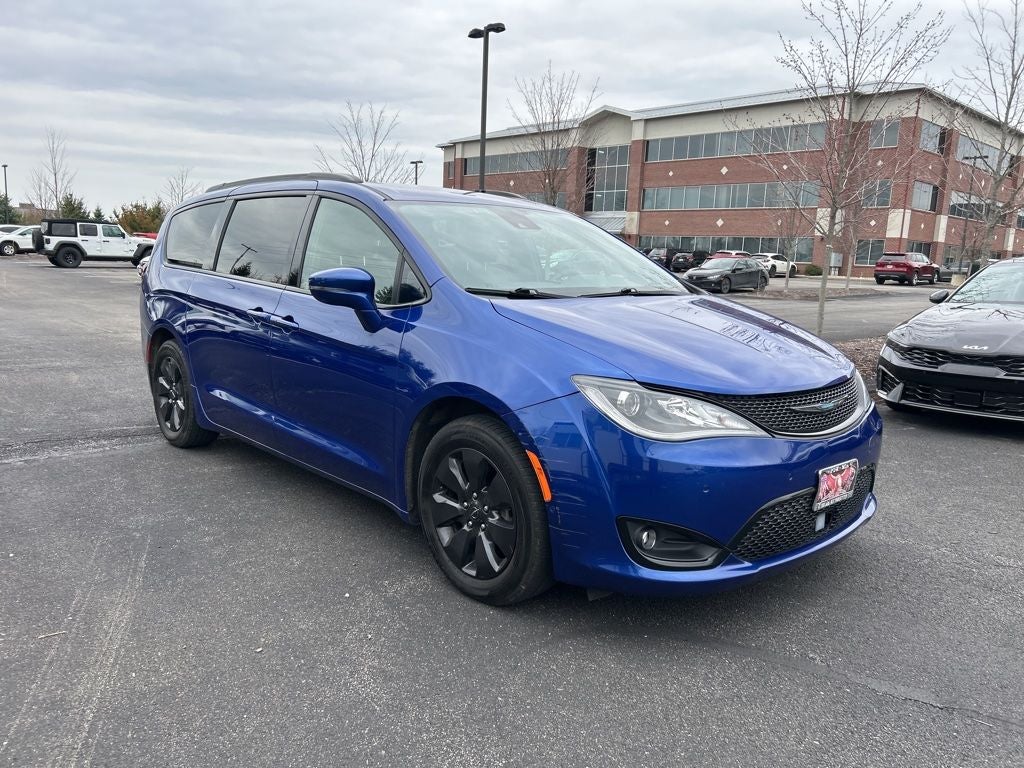 2020 Chrysler Pacifica Hybrid Limited