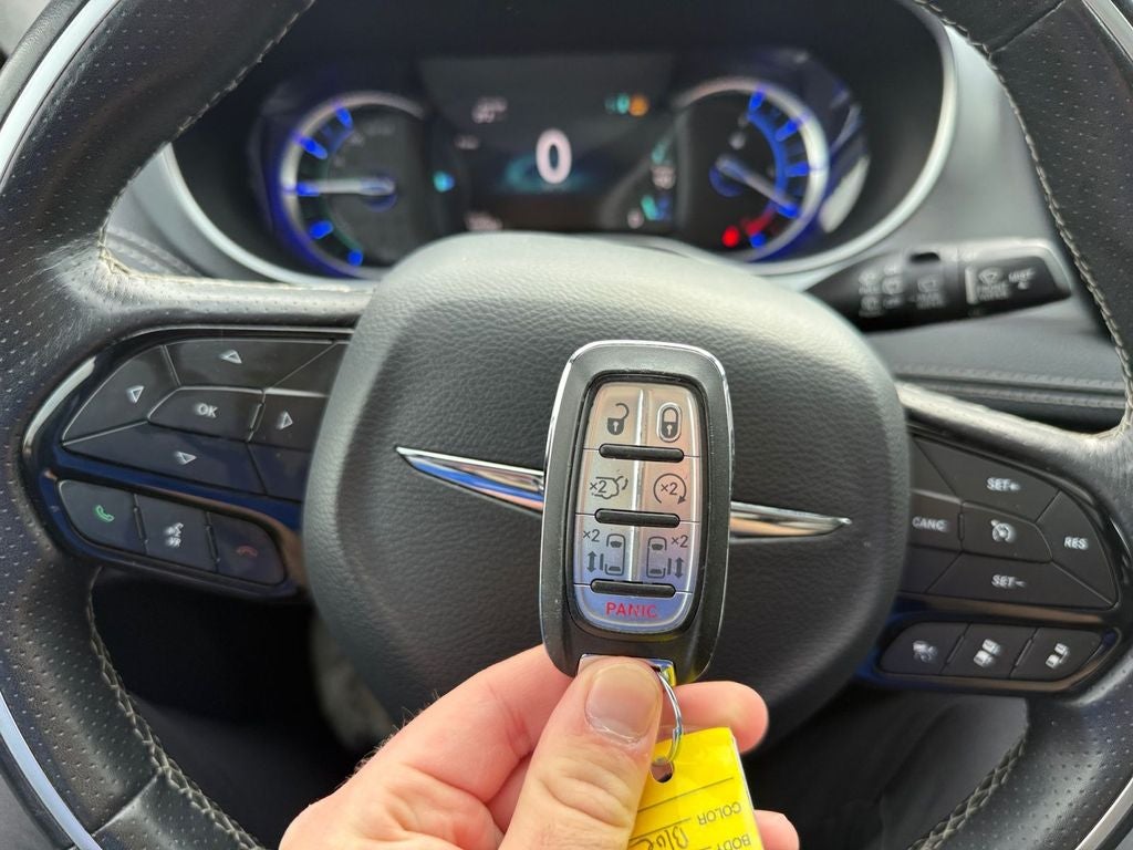 2020 Chrysler Pacifica Hybrid Limited