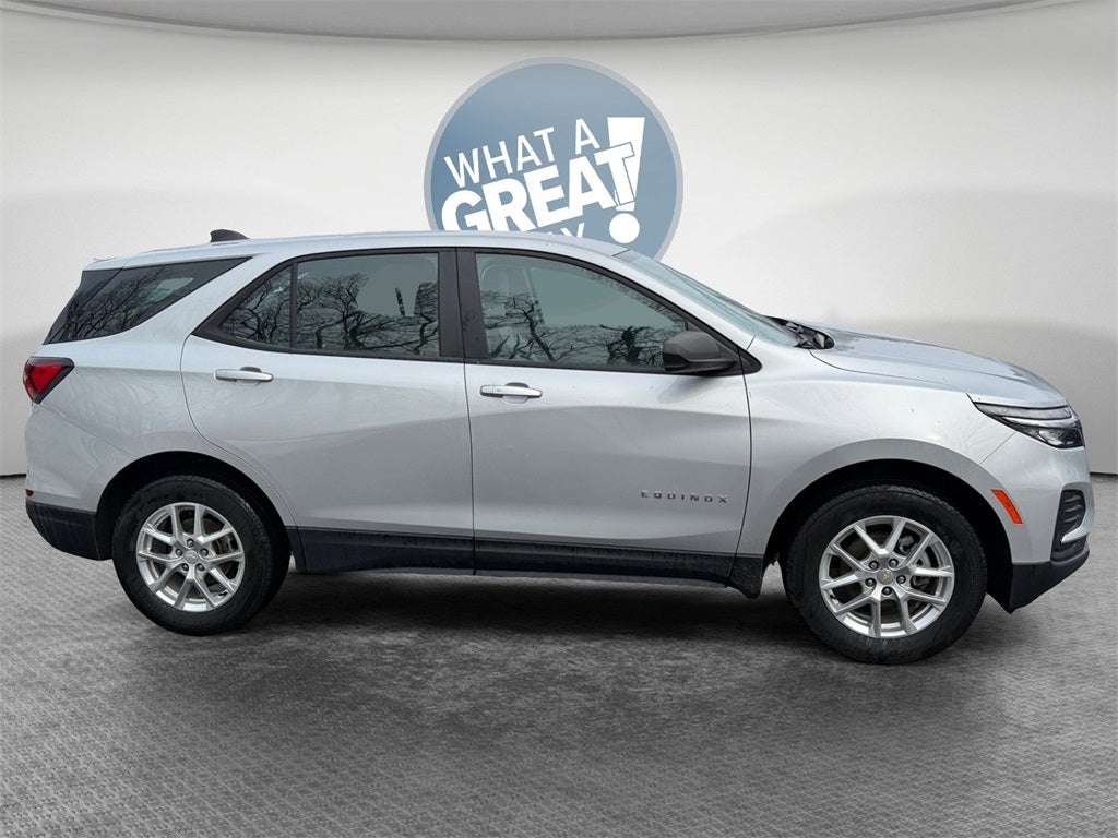 2022 Chevrolet Equinox LS AWD
