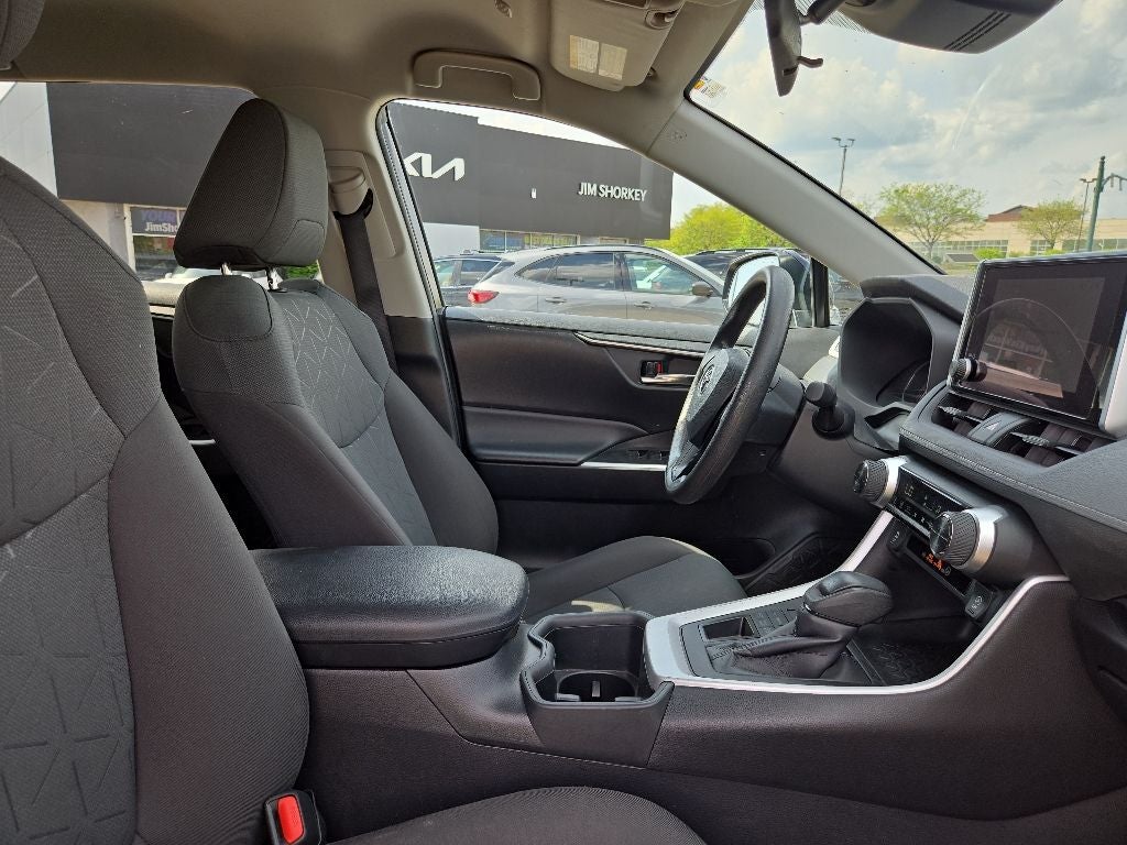 2024 Toyota RAV4 XLE AWD