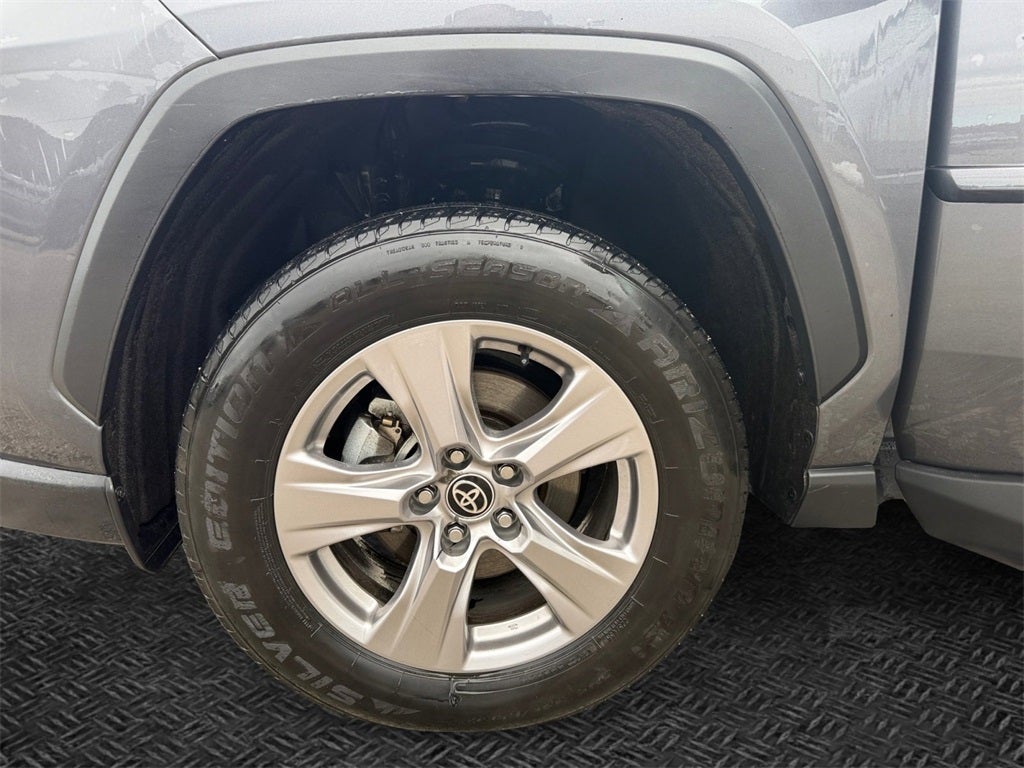 2022 Toyota RAV4 XLE AWD