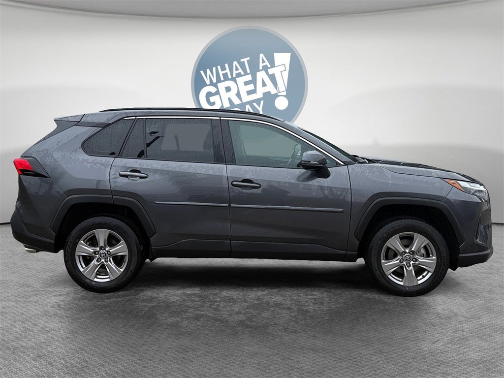 2022 Toyota RAV4 XLE AWD
