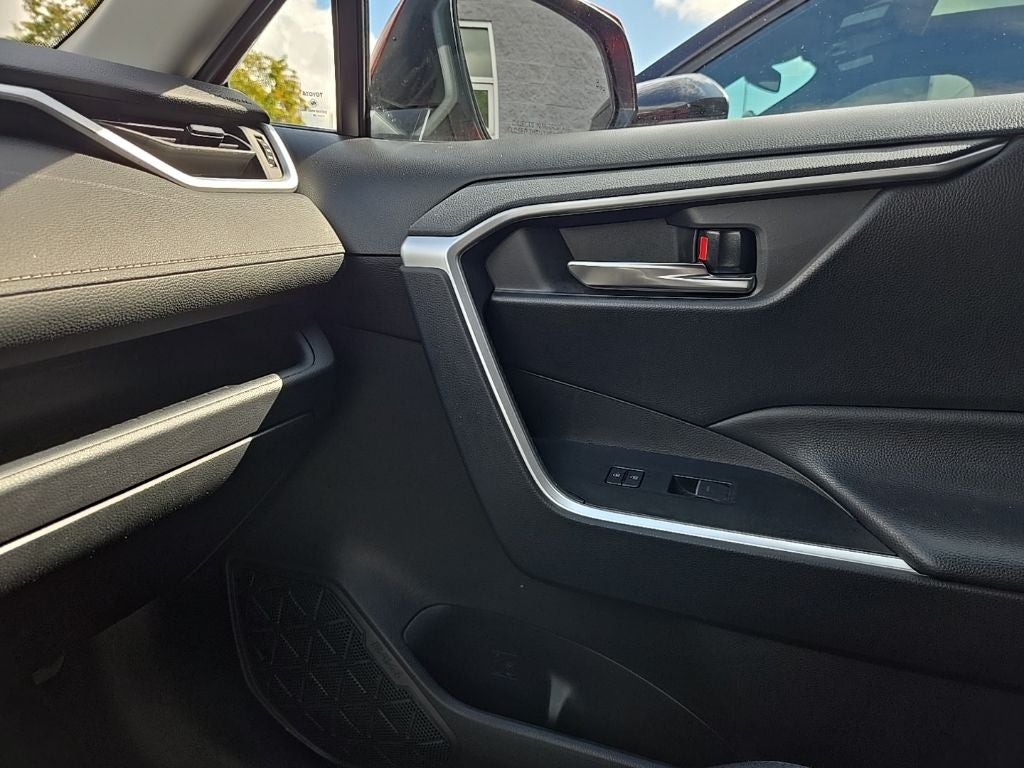 2024 Toyota RAV4 Hybrid XLE AWD