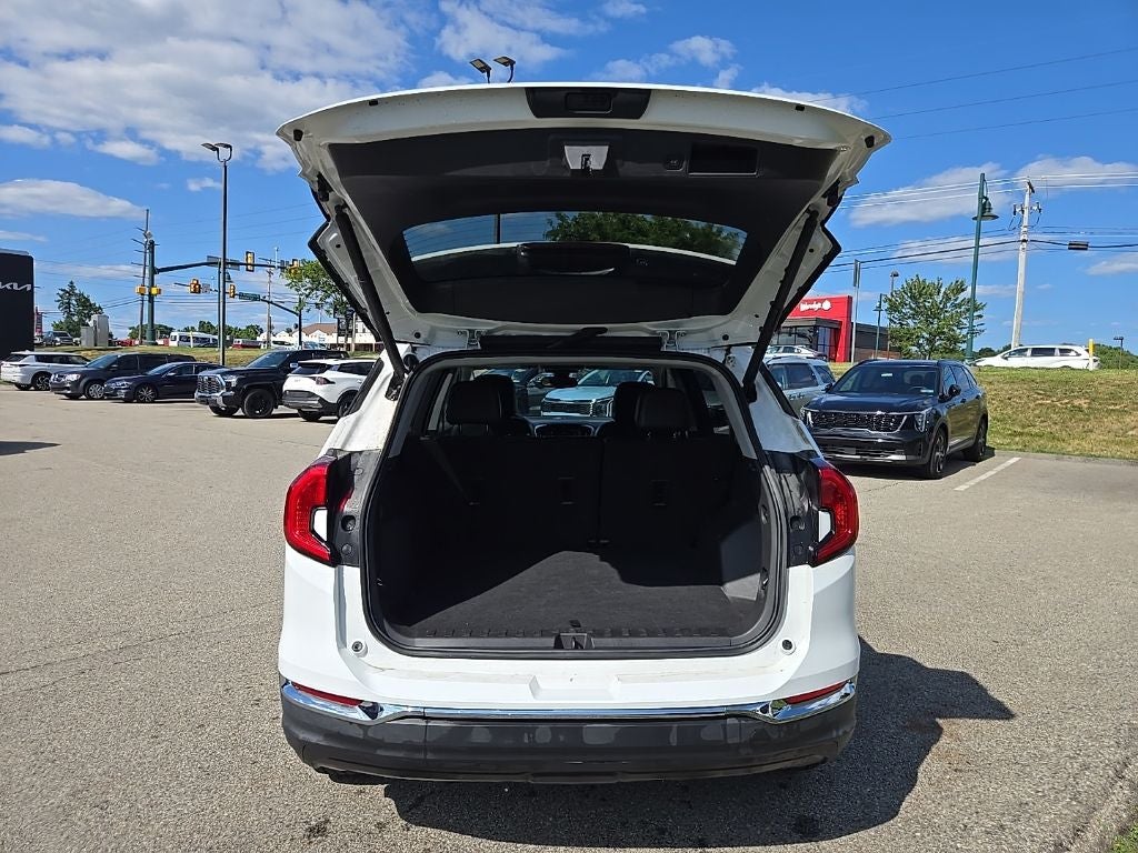 2024 GMC Terrain SLT AWD