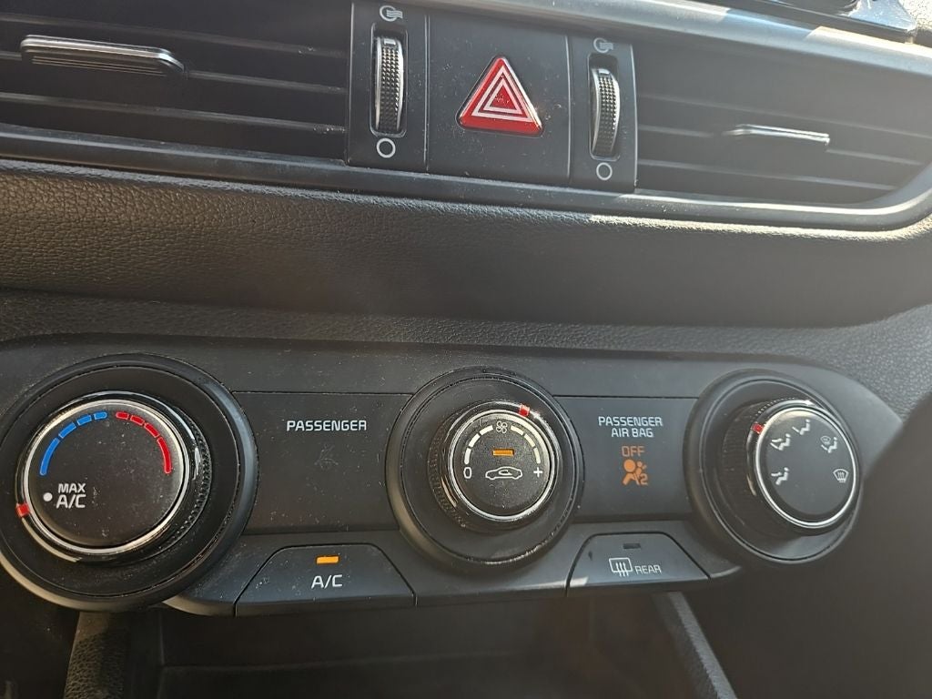 2022 Kia Forte LXS