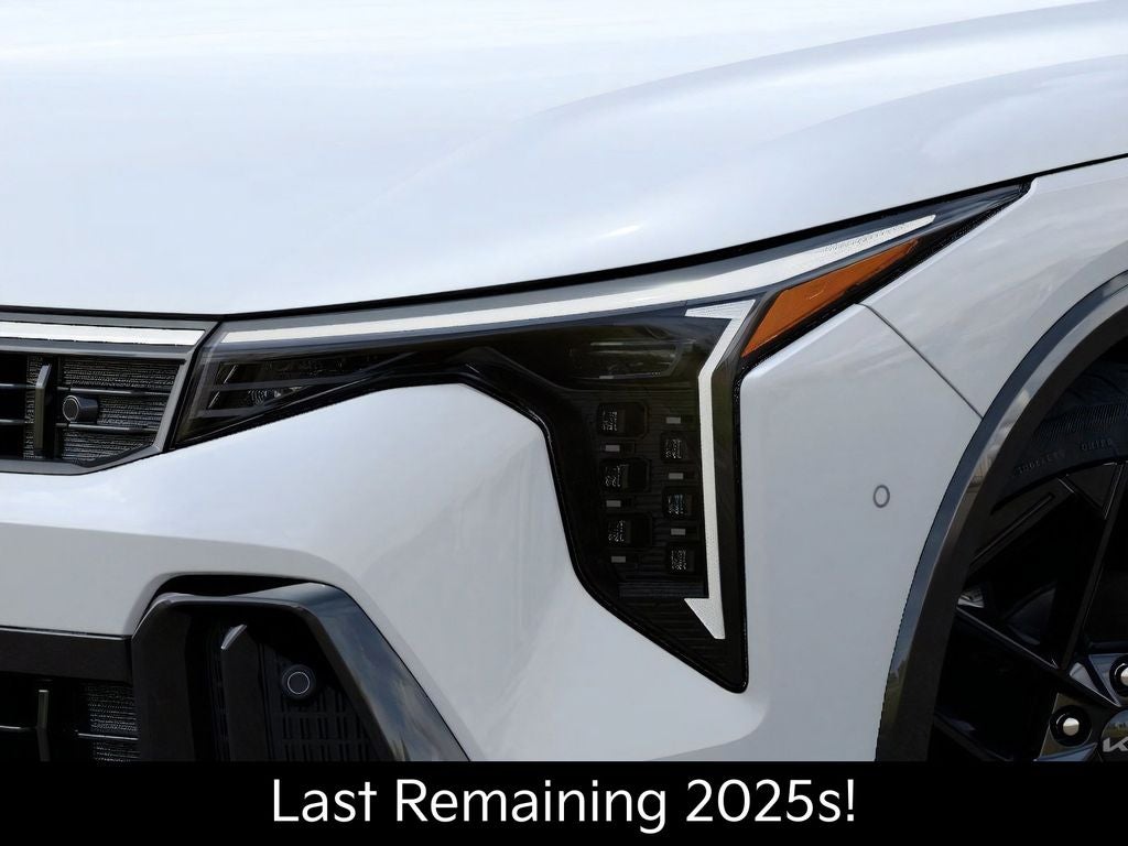 2025 Kia K4 GT-Line Turbo - Photo 10