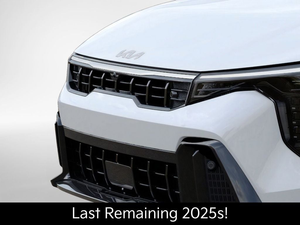 2025 Kia K4 GT-Line Turbo - Photo 12