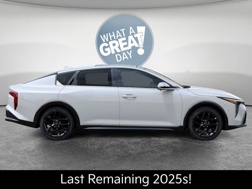 2025 Kia K4 GT-Line Turbo - Photo 7