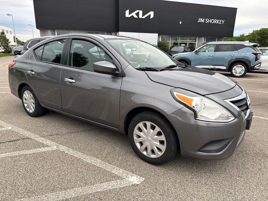 2019 Nissan Versa 1.6 SV