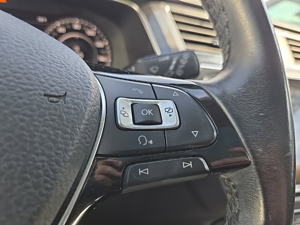 2018 Volkswagen Tiguan 2.0T SEL Premium 4Motion