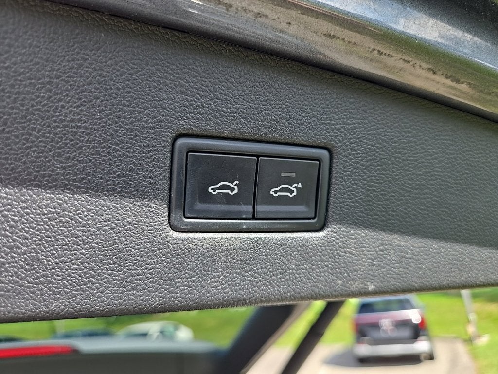 2018 Volkswagen Tiguan 2.0T SEL Premium 4Motion