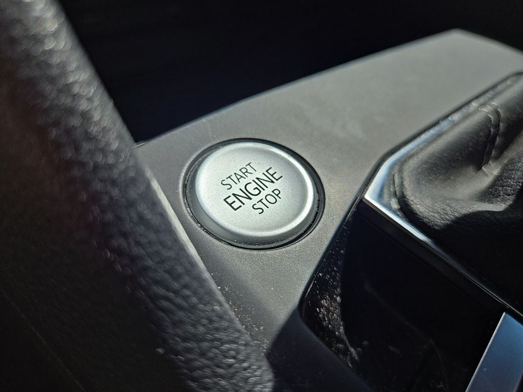 2022 Volkswagen Taos 1.5T SE AWD