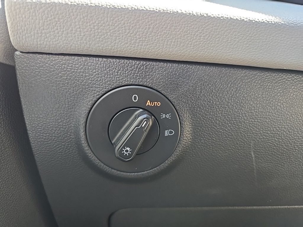 2022 Volkswagen Taos 1.5T SE AWD