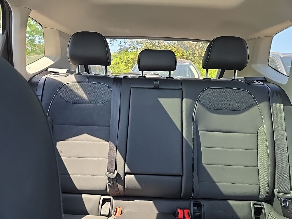2022 Volkswagen Taos 1.5T SE AWD