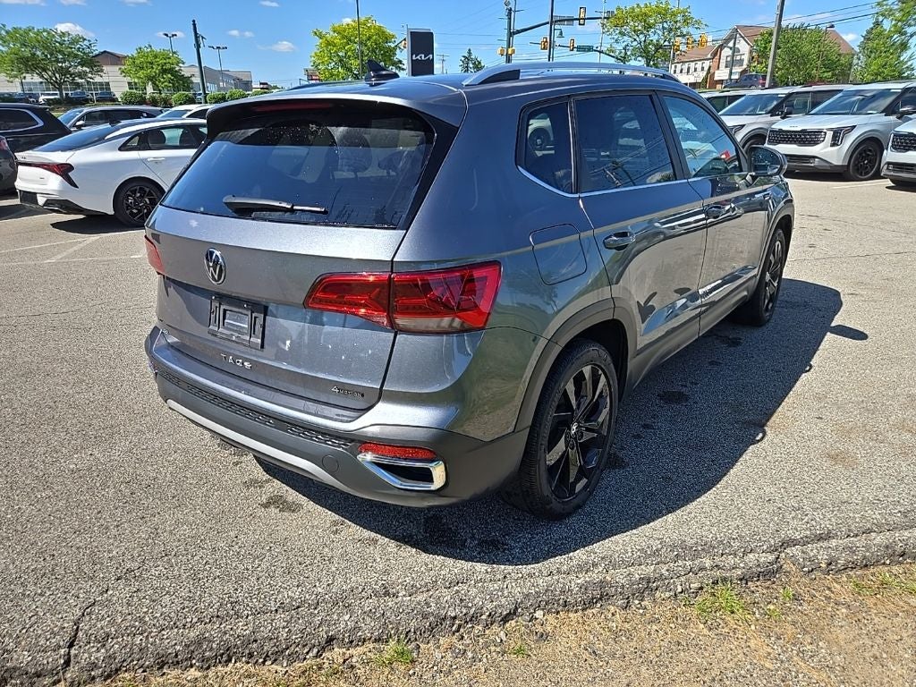 2022 Volkswagen Taos 1.5T SE AWD