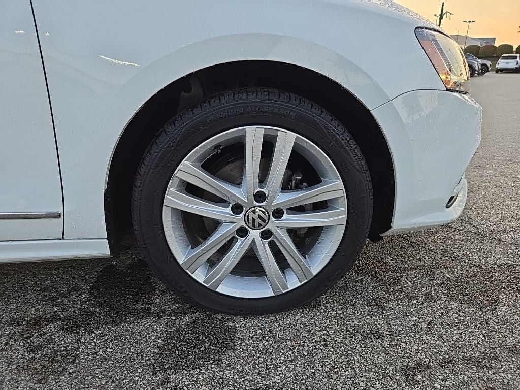 2017 Volkswagen Jetta 1.8T SEL