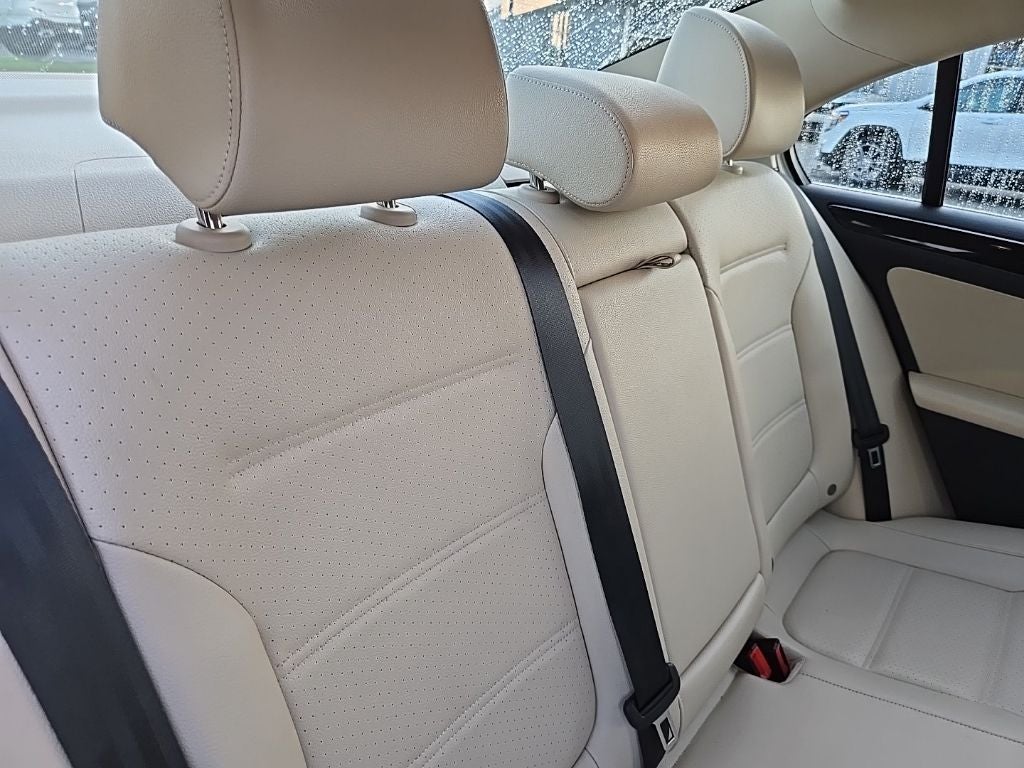 2017 Volkswagen Jetta 1.8T SEL