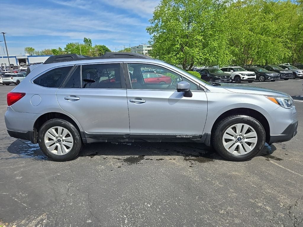 2017 Subaru Outback 2.5i Premium AWD